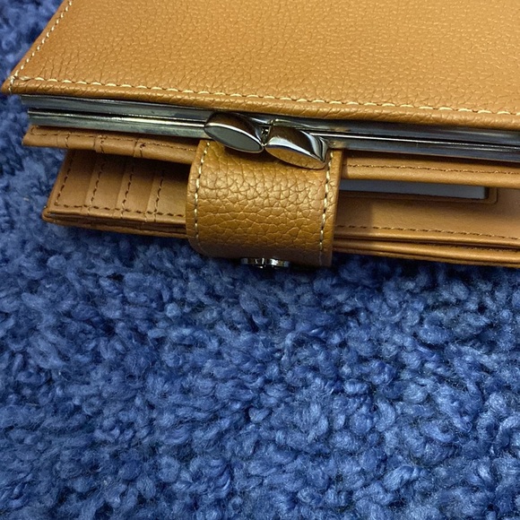 Brown wallet - Picture 4 of 5